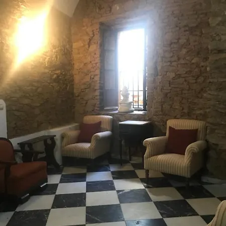 Hotel Balcones De 3*
