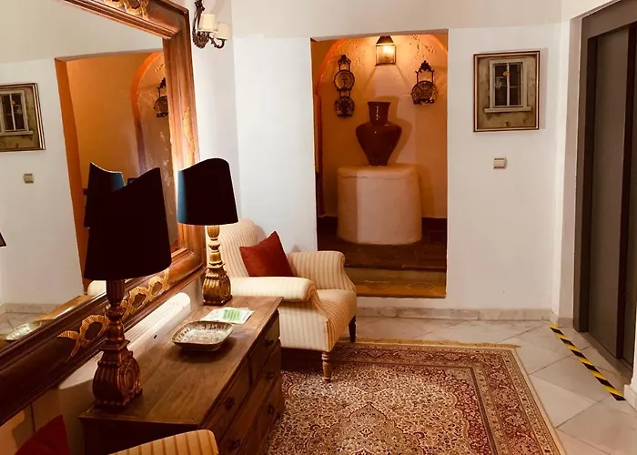 Отель Balcones De 3*