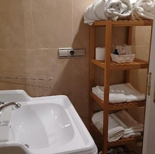 Отель Balcones De 3*