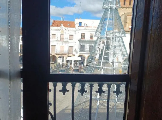 Отель Balcones De 3*
